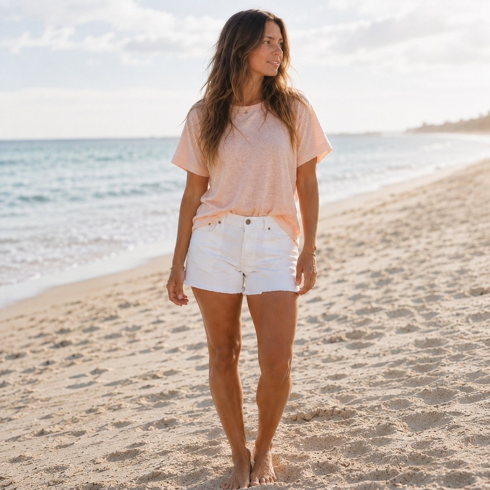 Carve Designs Oahu 4" Mid Rise Denim Shorts White Raw Hem Sz 6